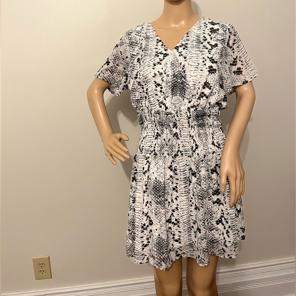 Entro Snake Print Mini Dress w/ Smocking NWT
